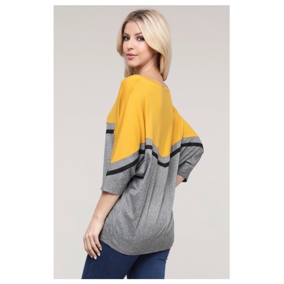 🆕🔥Round Neck Dolman Sleeve Color Block Tunic - Picture 2 of 4